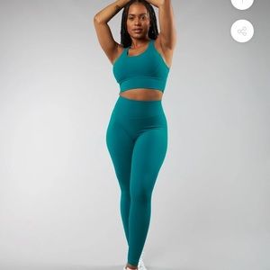 NWT Buffbunny Rosa Leggings